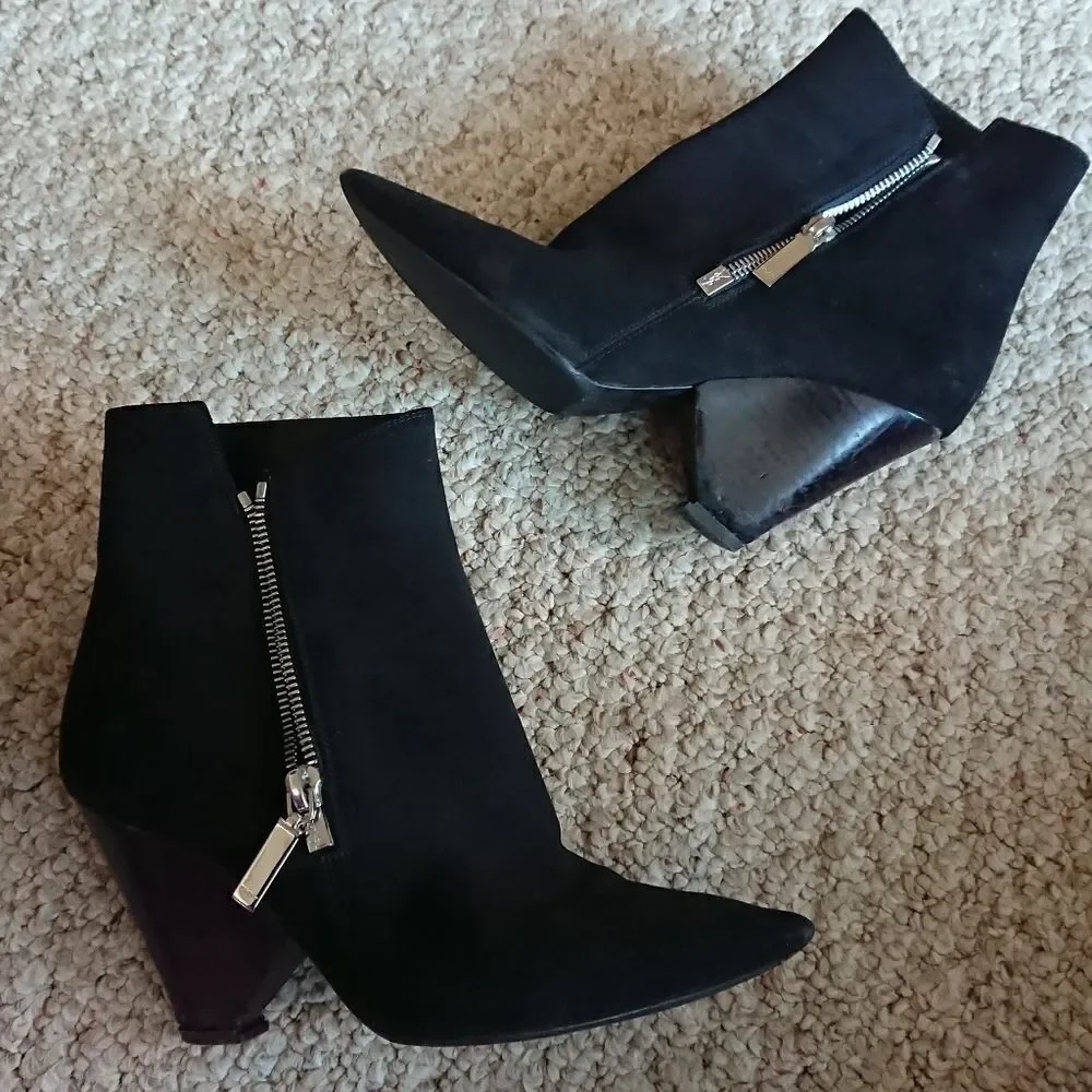 Saint Laurent Niki Asymmetric black Suede Ankle Boot size 36.5 - Picture 7 of 16